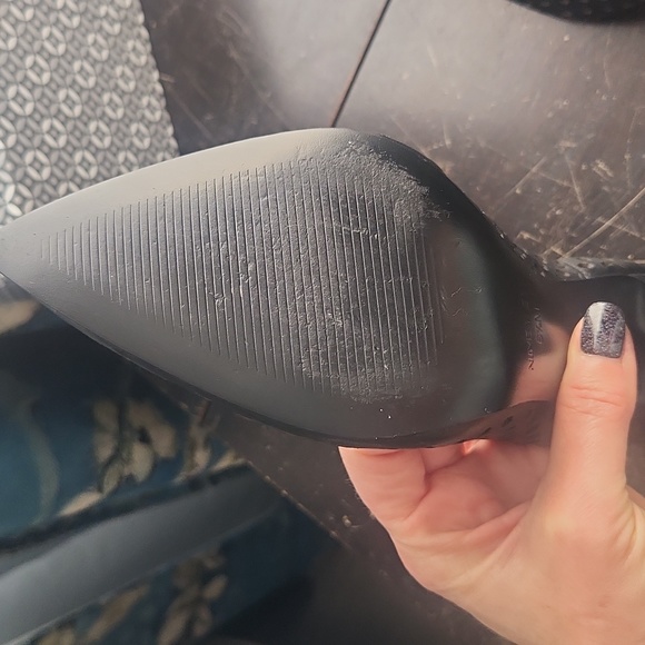 Nine West Heels - Like New - Picture 13 of 14